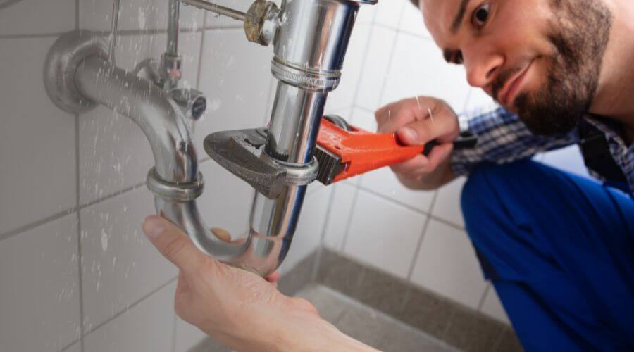 Professional same day plumber services in Point Of Rocks, WY